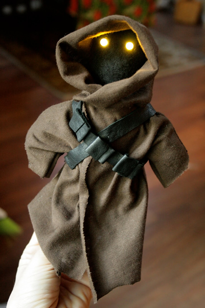 How-To: Jawa doll with LED eyes | Make: