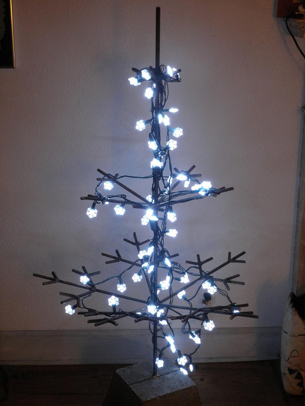 Rebar Xmas tree Make DIY Projects, HowTos, Electronics, Crafts and