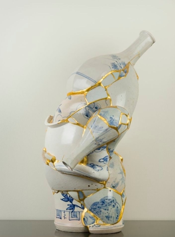 Sculptures from Broken Ceramics Make