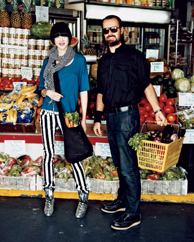 How-To: Refashion a Crochet Tunic into Shopping Tote - Make: