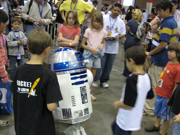 R2-D2 at Maker Faire