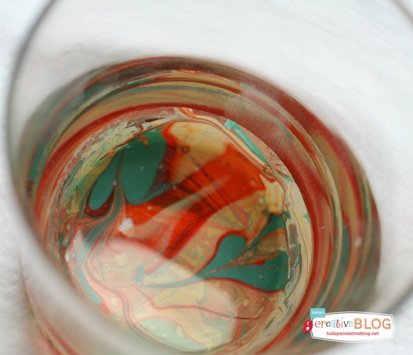 HowTo DIY Marbled Glassware Using Nail Polish Make